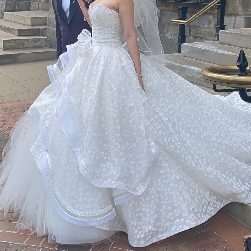 Wedding Dress. Princess Style